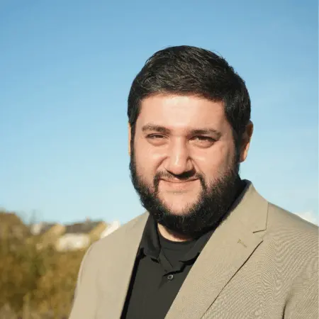 Samet - Oprichter Radux Samet - Oprichter Radux